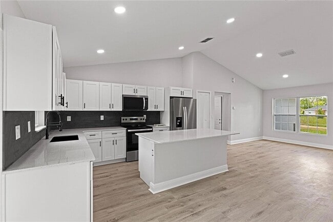 Building Photo - 3750 SW 149th Terrace