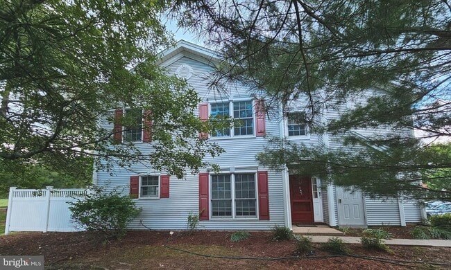 Building Photo - 132 Shrewsbury Ct