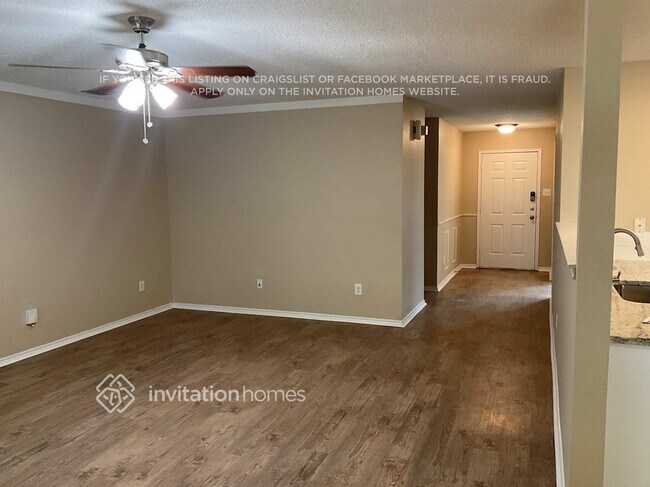 Foto del edificio - 1512 Windy Meadows Dr