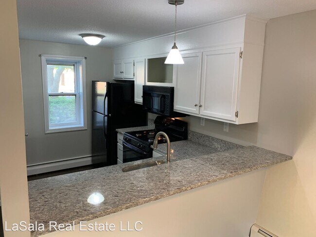 Building Photo - 2 br, 1.5 bath House - 67 Butternut Lane