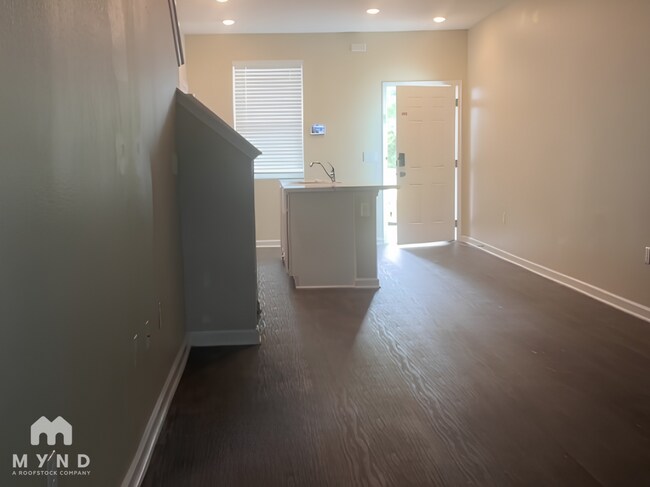 Foto del edificio - 216 Stonegate Ave