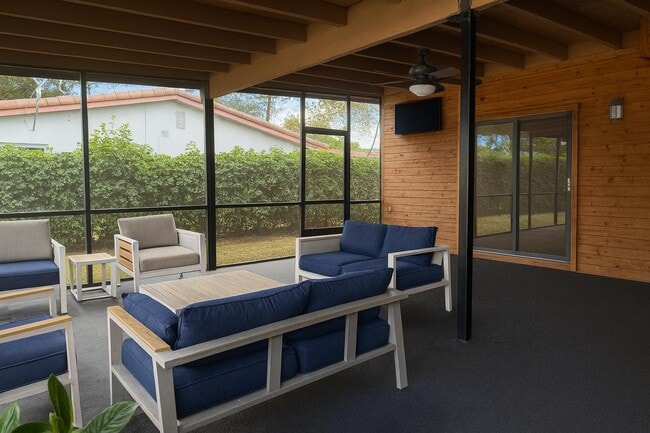 Building Photo - 4205 Hayes St