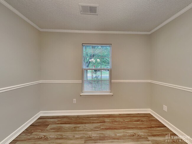 Building Photo - 10227 Apple Dove Ct