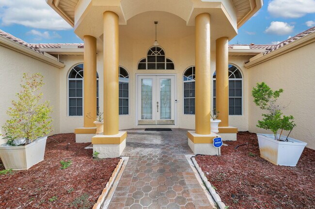 Foto del edificio - 499 SW Laconic Ave