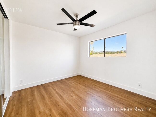 Foto del edificio - 5111 Harold Way
