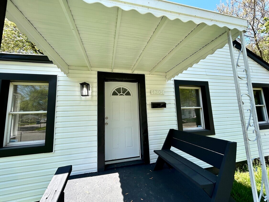 Foto principal - 4304 Norwaldo Ave