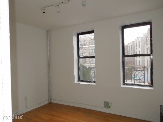 Building Photo - 446 Saint Johns Pl
