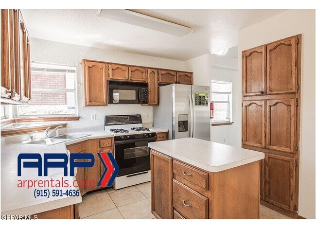 Foto del edificio - 4528 Loma Colorada Ct