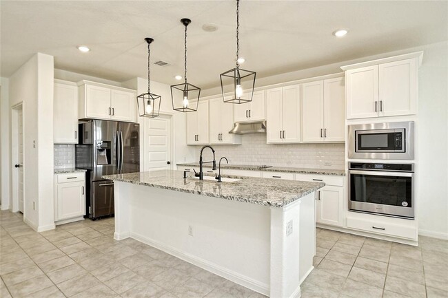 Building Photo - 17709 Shafer Dr