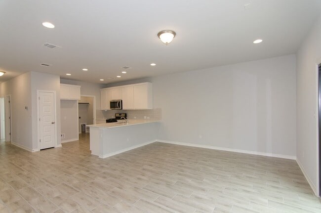 Building Photo - 1852 Arendale Dr