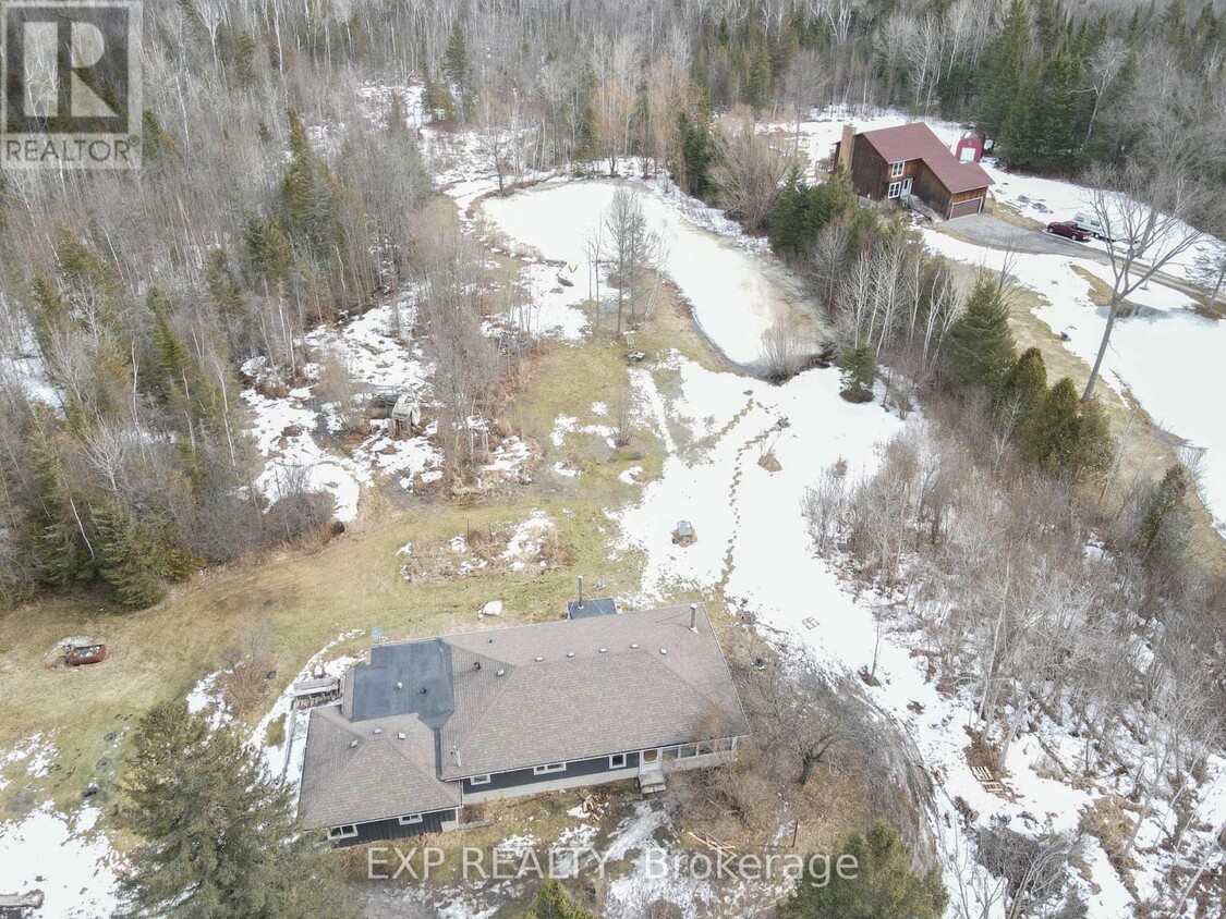 Primary Photo - 23983 Weir's Sideroad