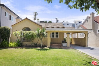 Building Photo - 515 Kings Rd