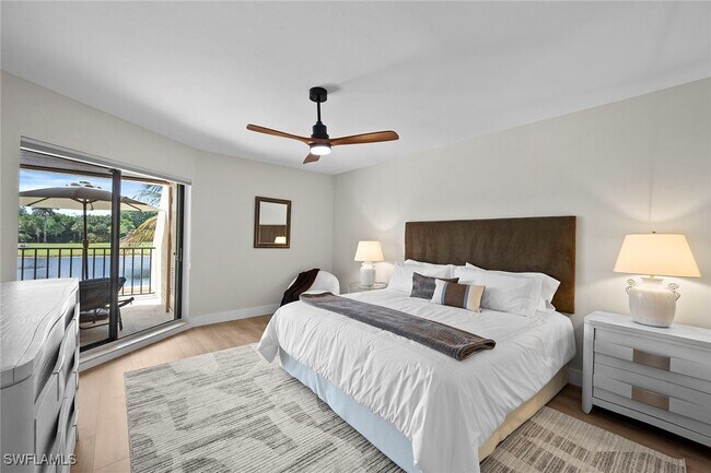 Foto del edificio - 6360 Pelican Bay Blvd