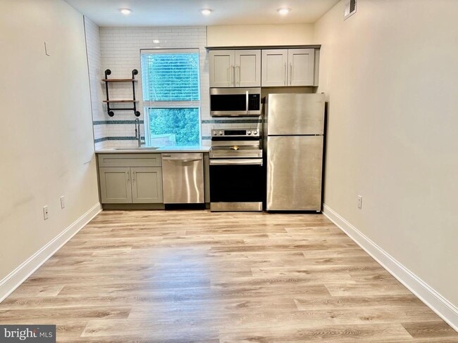 Building Photo - 511 Gorgas Ln