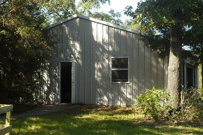 Building Photo - 26127 Decker Prairie-Rosehill Rd