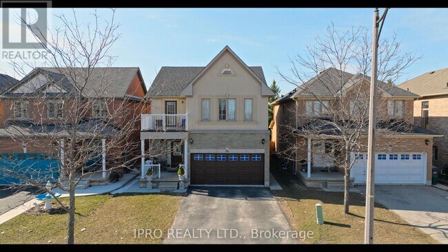 Building Photo - 14 Vanwood Crescent