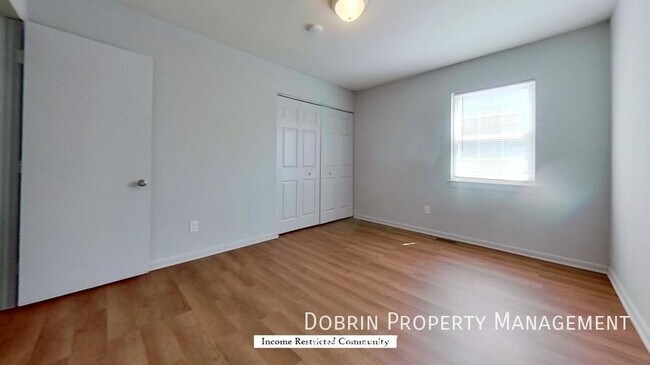 Foto del edificio - 1705 Colorado Ave