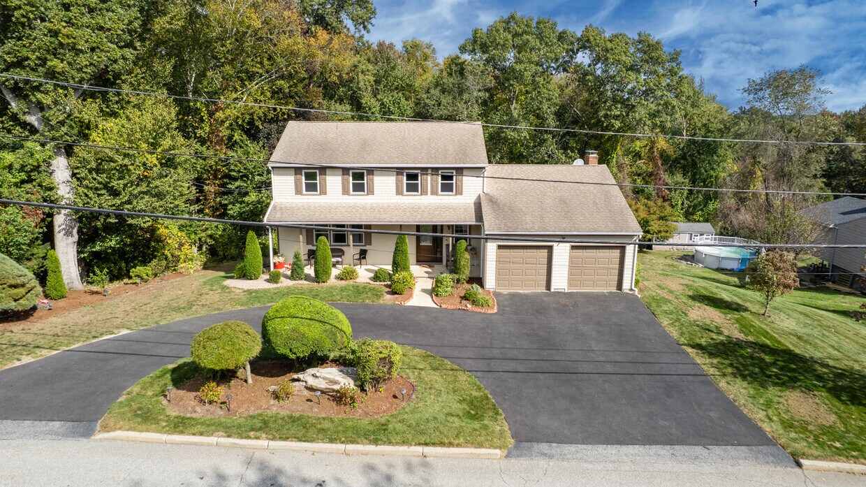 Foto principal - 97 Kimberly Ln