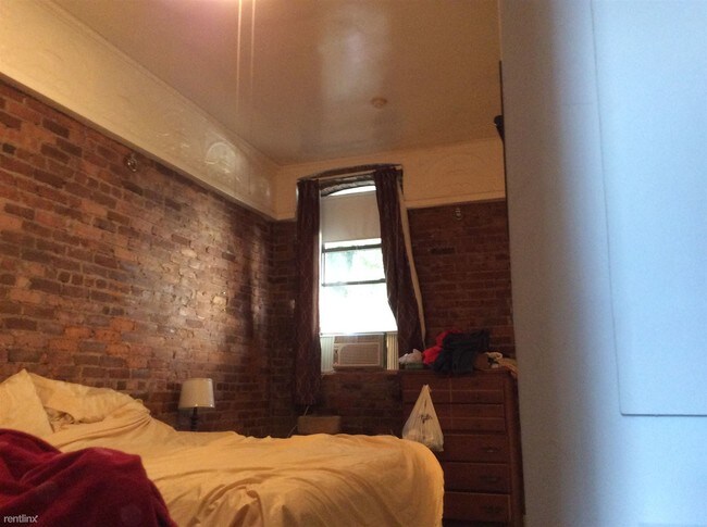 Foto del edificio - 61 Sachem St