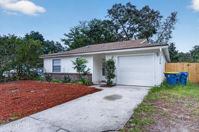 Building Photo - 1040 Willow Cove Ct E