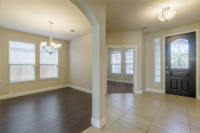 Building Photo - 1104 Hoyt Dr