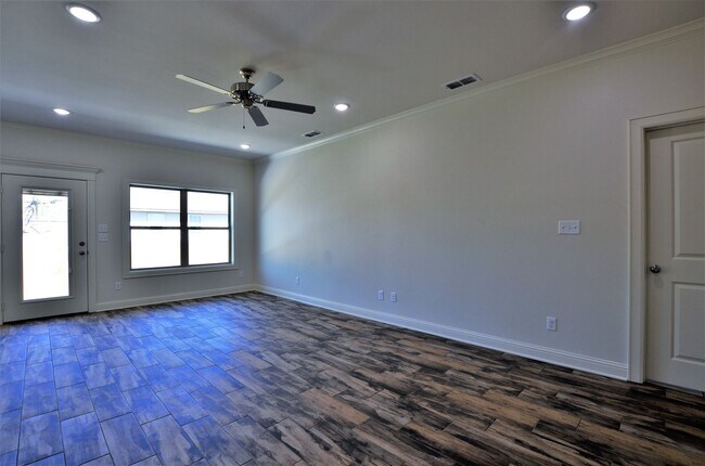 Foto del edificio - Coming Soon! 3/2/2 in Whitehouse ISD!!