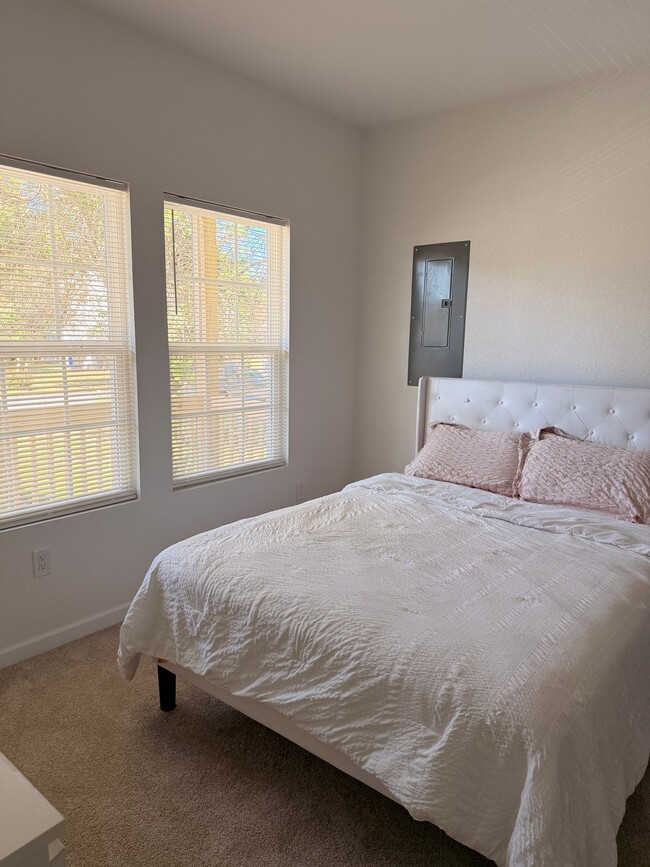 Photo - 1527 Highland Ave House