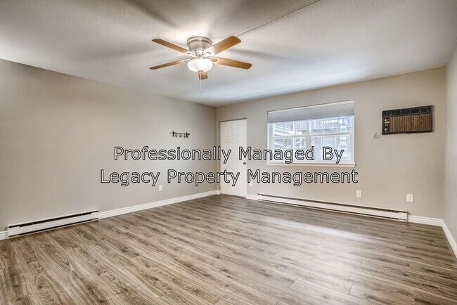 Foto del edificio - 5873 S Prince St