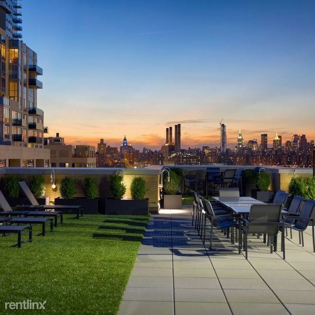Foto del edificio - 111 Kent Ave