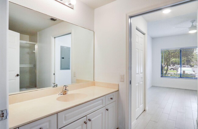 Building Photo - 2916 Tuscany Ct