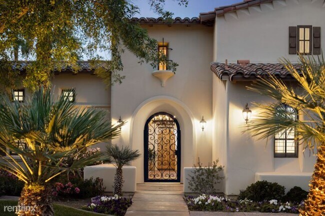 Foto del edificio - 4 br, 5 bath House - 81380 National Dr