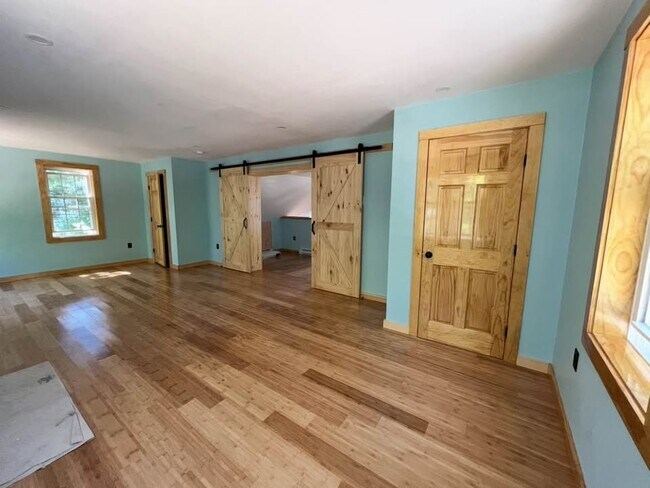 Building Photo - 224 Townsend Harbor Rd