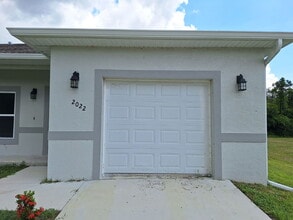 Building Photo - 2022 Dorion St