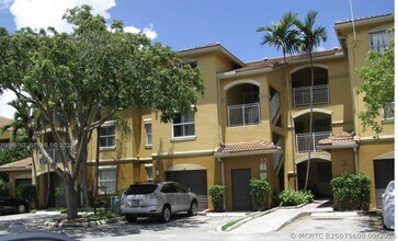 Building Photo - 155 NW 96th Terrace