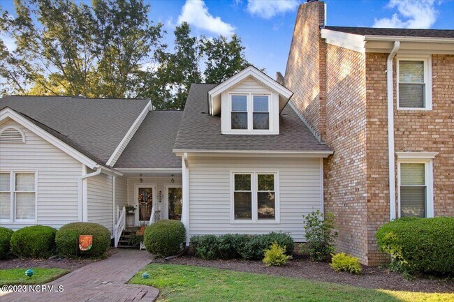 Building Photo - 2500 St Christopher Cir SW