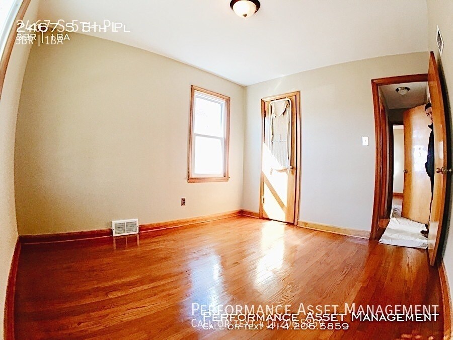 Primary Photo - 2467 S 5th Pl