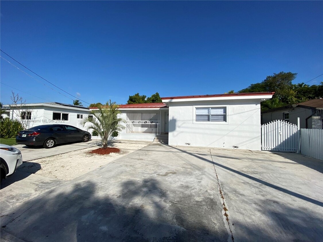 6355 SW 30th St, Miami, FL 33155 House Rental in Miami, FL