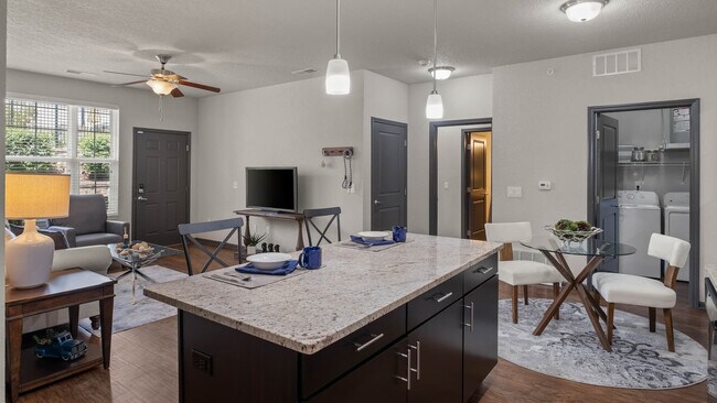 Foto del edificio - Springs at Knapp’s Crossing