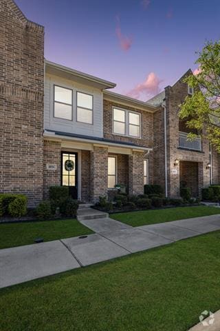 Building Photo - 4856 Woodruff Way
