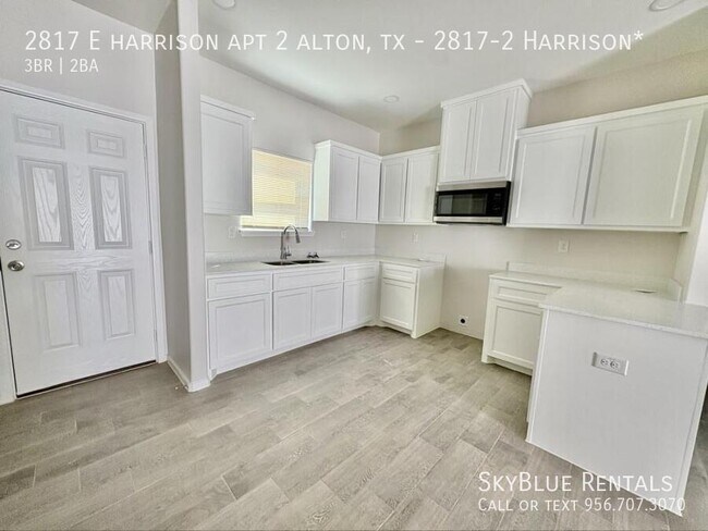 Building Photo - 2817 harrison