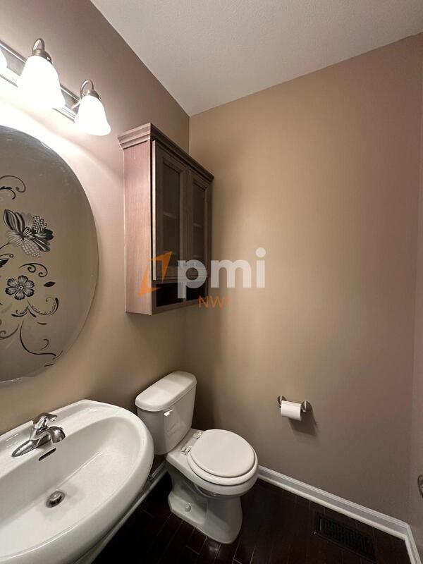 Foto del edificio - 2707 Westwind Dr