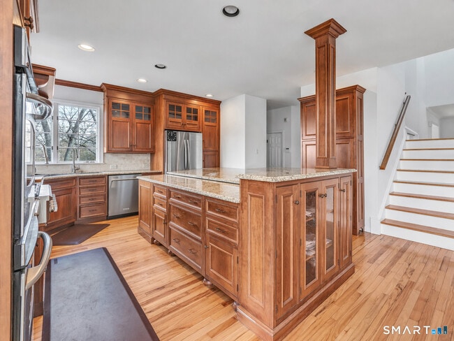 Foto del edificio - 553 Judd Rd