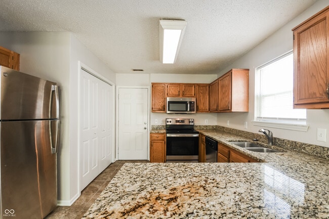 Foto del edificio - 4024 Village Trace Blvd