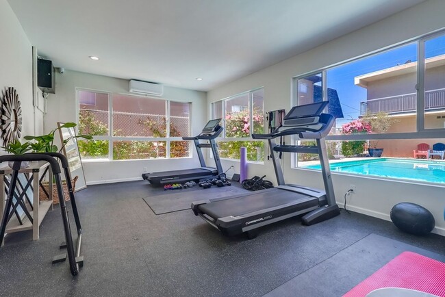 Building Photo - 920 Enterprise Ave