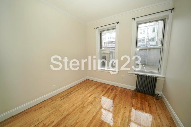 Foto del edificio - 2835 36th St