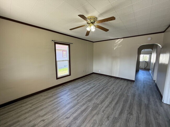 Foto del edificio - Two Bedroom, One bathroom, Pet Friendly ho...