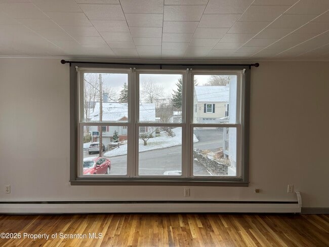 Foto del edificio - 214 Melrose Ave