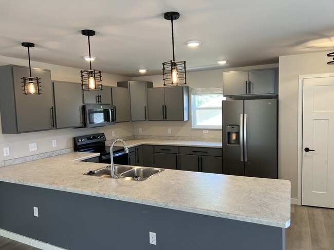 Building Photo - 1244 Salem Dr