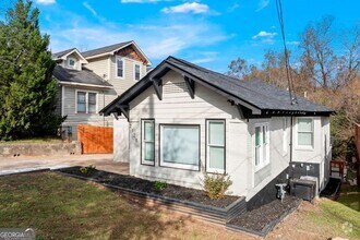 Building Photo - 2128 Hosea L Williams Dr SE
