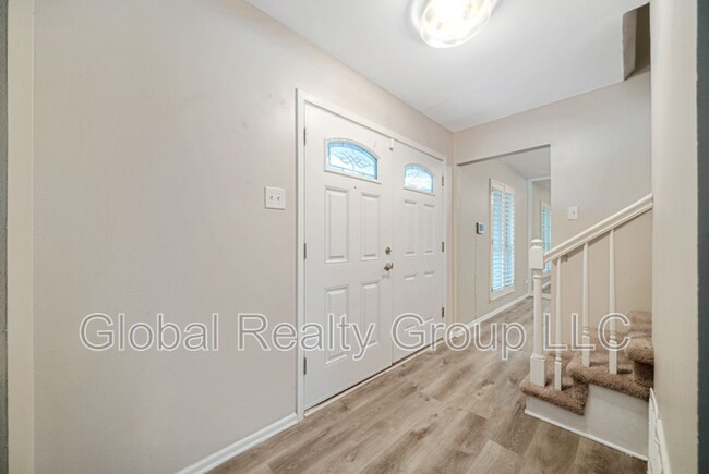 Foto del edificio - 4927 El Gusto St